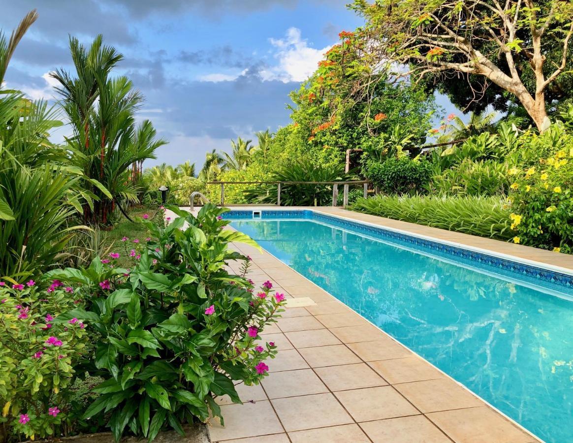 Palmlea Farms Lodge & Bures - Villas Лабаса Екстериор снимка